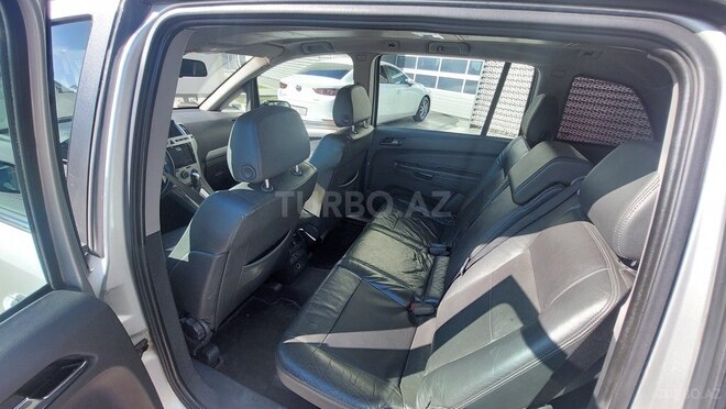 Opel Zafira 2006, 303,000 km - 2.2 л - Bakı