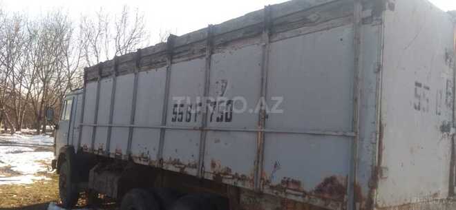 KamAz 53212 1986, 300,000 km - 11.0 l - Qəbələ