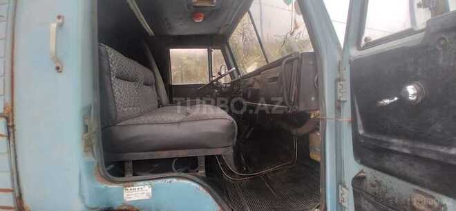 KamAz 53212 1986, 300,000 km - 11.0 l - Qəbələ
