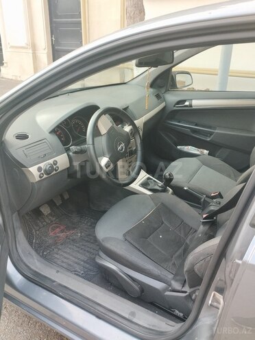 Opel Astra 2007, 200,000 km - 1.6 l - Bakı