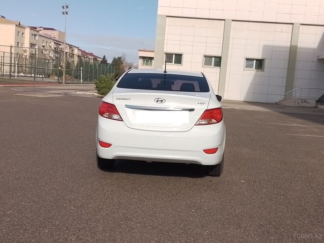 Hyundai Accent 2015, 530,000 km - 1.6 l - Sumqayıt