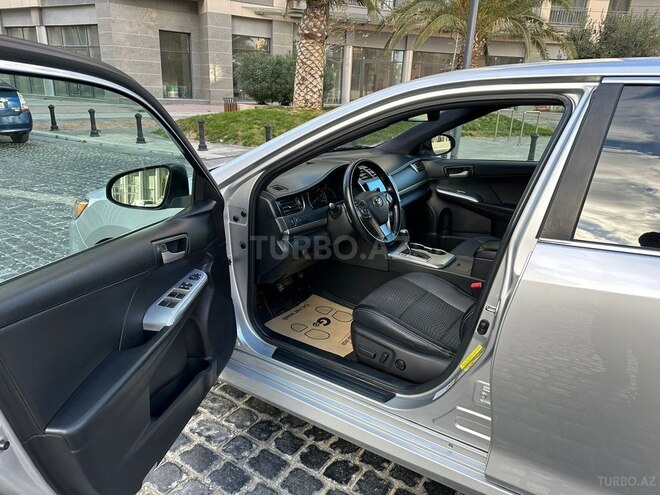 Toyota Camry 2014, 133,845 km - 2.5 l - Bakı