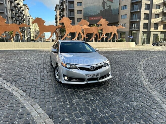 Toyota Camry 2014, 133,845 km - 2.5 l - Bakı