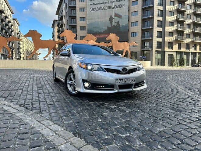 Toyota Camry 2014, 133,845 km - 2.5 l - Bakı