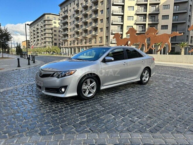 Toyota Camry 2014, 133,845 km - 2.5 l - Bakı