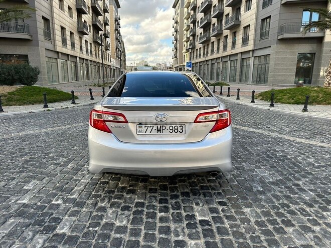 Toyota Camry 2014, 133,845 km - 2.5 l - Bakı