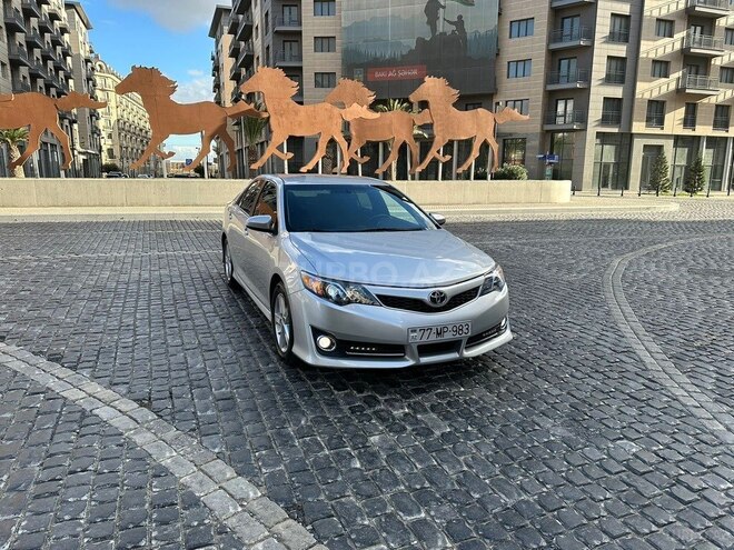 Toyota Camry 2014, 133,845 km - 2.5 l - Bakı