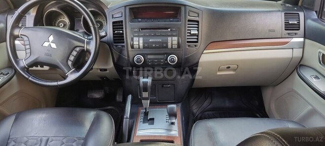 Mitsubishi Pajero 2008, 169,000 km - 3.0 l - Bakı