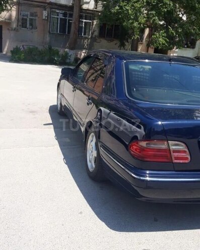 Mercedes E 270 1998, 394,000 km - 2.7 l - Ucar