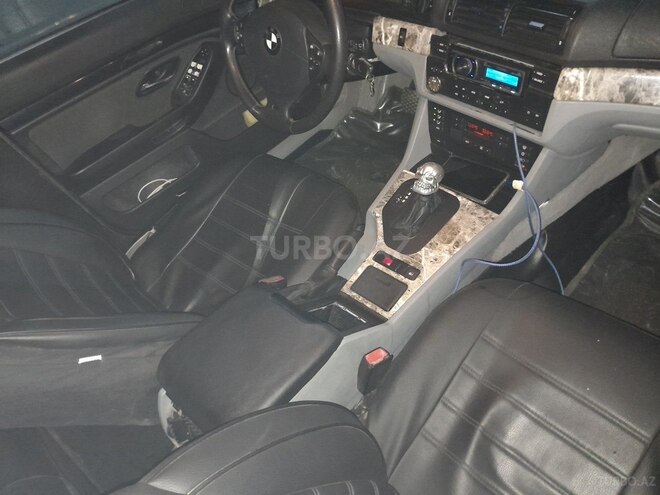 BMW 528 1996, 420,000 km - 2.8 л - Xaçmaz