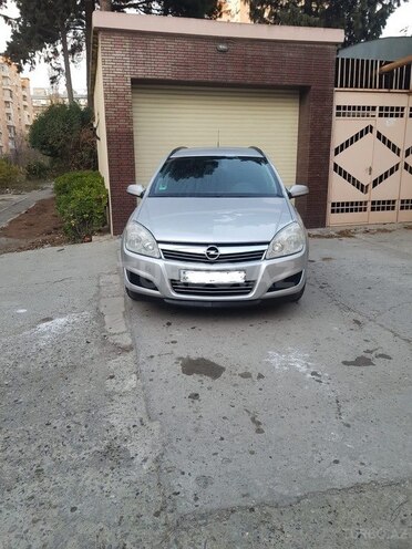 Opel Astra 2008, 180,000 km - 1.3 л - Bakı