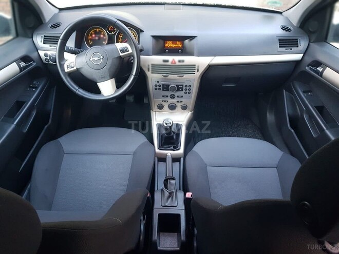 Opel Astra 2008, 180,000 km - 1.3 л - Bakı