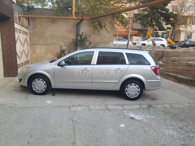 Opel Astra 2008, 180,000 km - 1.3 л - Bakı