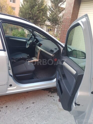 Opel Astra 2008, 180,000 km - 1.3 л - Bakı
