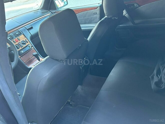 Mercedes E 220 1998, 444,000 km - 2.2 l - Gəncə