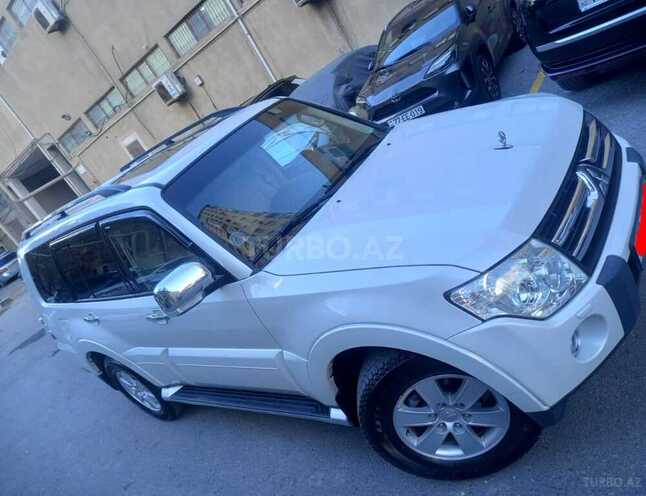 Mitsubishi Pajero 2007, 215,000 km - 3.0 l - Bakı
