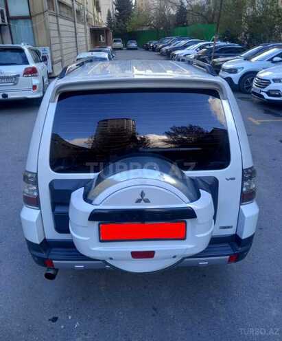 Mitsubishi Pajero 2007, 215,000 km - 3.0 l - Bakı