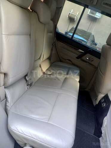 Mitsubishi Pajero 2007, 215,000 km - 3.0 l - Bakı