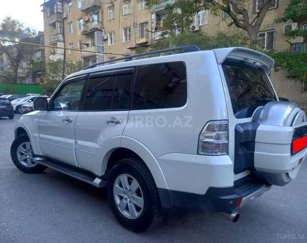 Mitsubishi Pajero 2007, 215,000 km - 3.0 l - Bakı