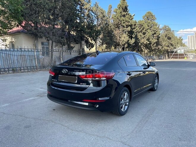 Hyundai Elantra 2015, 144,000 km - 1.6 l - Bakı