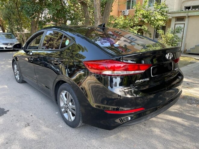 Hyundai Elantra 2015, 144,000 km - 1.6 l - Bakı