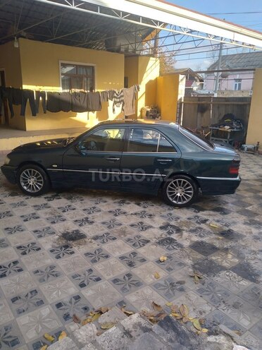 Mercedes C 180 1997, 328,000 km - 1.8 л - Qazax