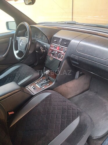 Mercedes C 180 1997, 328,000 km - 1.8 л - Qazax