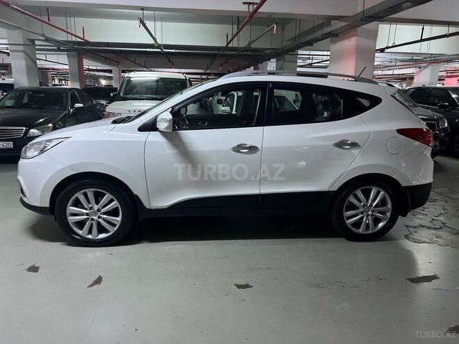 Hyundai ix35 2013, 124,000 km - 2.4 l - Bakı
