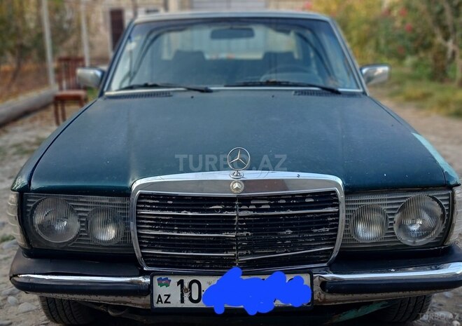 Mercedes E 230 1982, 560,744 km - 2.3 л - Kürdəmir