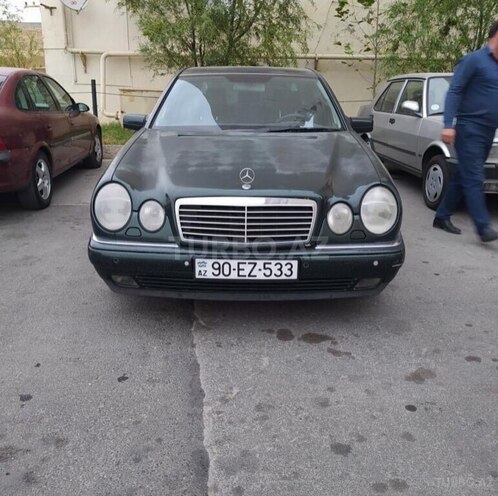 Mercedes E 240 1998, 387,000 km - 2.4 л - Naftalan