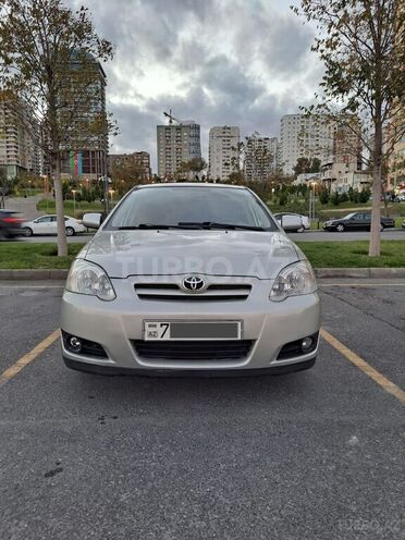 Toyota Corolla 2006, 289,000 km - 1.4 l - Bakı