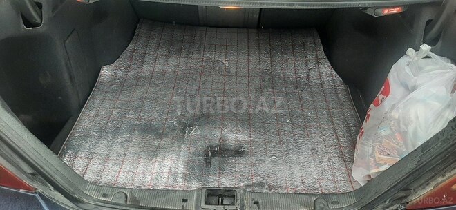 Mercedes C 220 2002, 349,500 km - 2.2 л - Quba