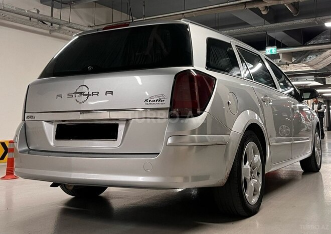 Opel Astra 2006, 230,000 km - 1.4 л - Gəncə