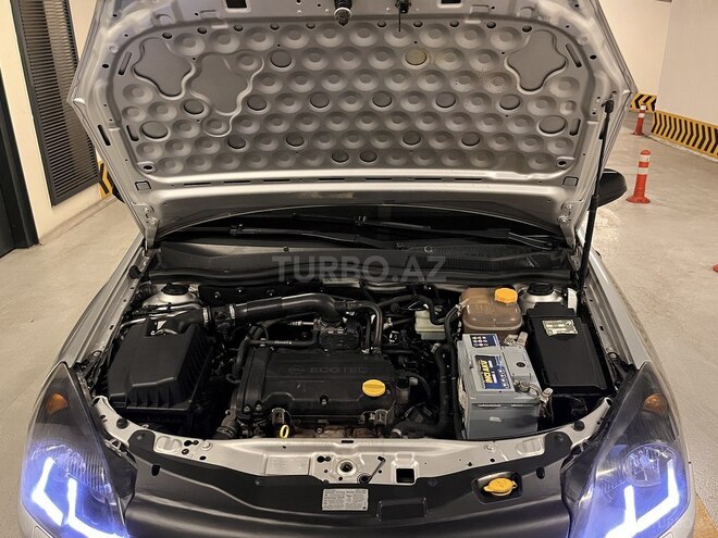 Opel Astra 2006, 230,000 km - 1.4 л - Gəncə