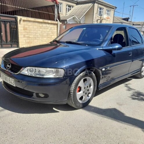 Opel Vectra 2000, 320,000 km - 2.2 l - Ucar