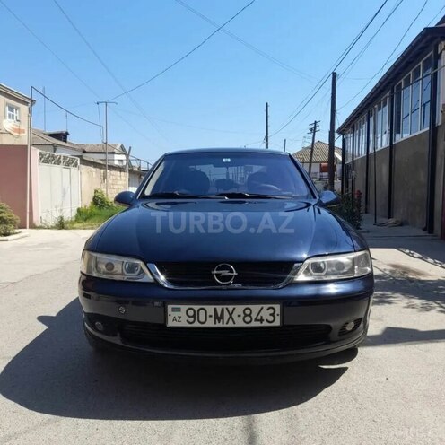 Opel Vectra 2000, 320,000 km - 2.2 l - Ucar