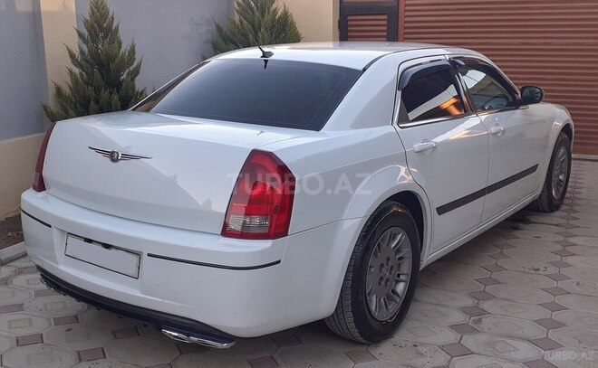 Chrysler 300C 2006, 136,500 km - 2.7 l - Bakı