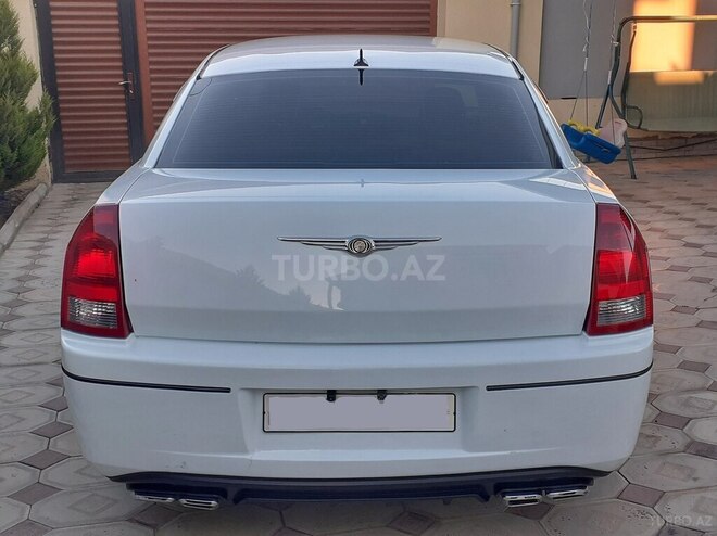 Chrysler 300C 2006, 136,500 km - 2.7 l - Bakı