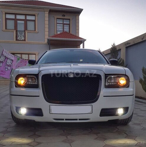 Chrysler 300C 2006, 136,500 km - 2.7 l - Bakı