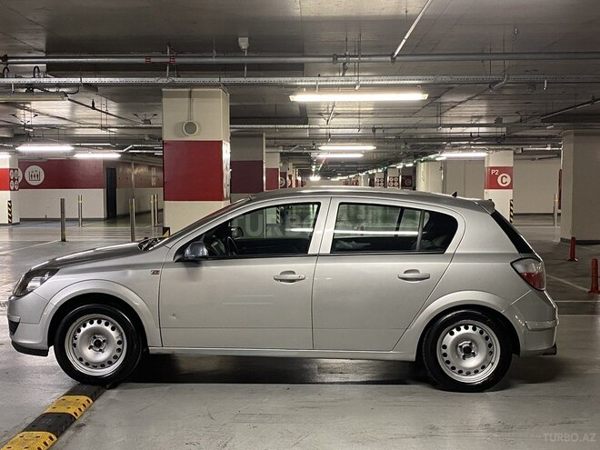 Opel Astra 2007, 196,000 km - 1.4 l - Bakı