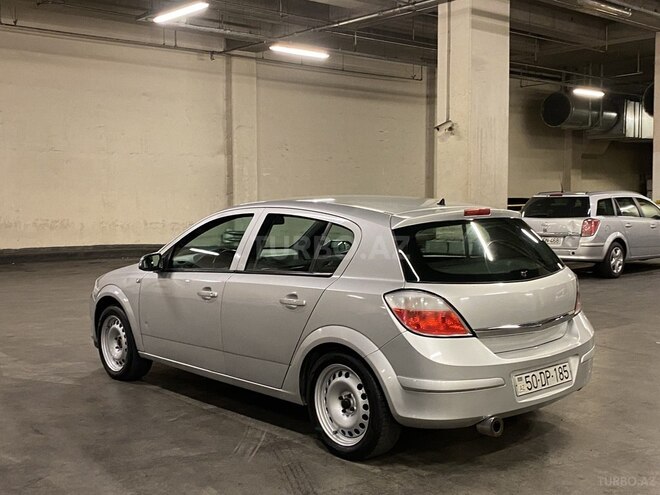 Opel Astra 2007, 196,000 km - 1.4 l - Bakı