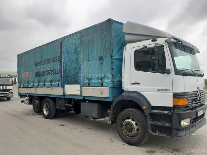Mercedes Atego 2528 2000, 239,263 km - 6.4 л - Bakı