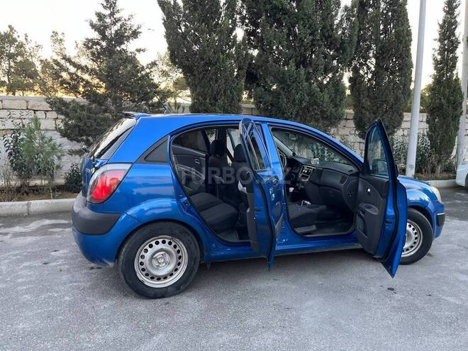 Kia Rio 2005, 250,000 km - 1.5 l - Bakı