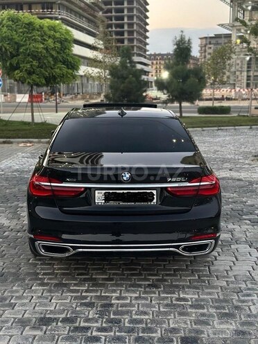 BMW 750 2016, 167,000 km - 4.4 l - Bakı