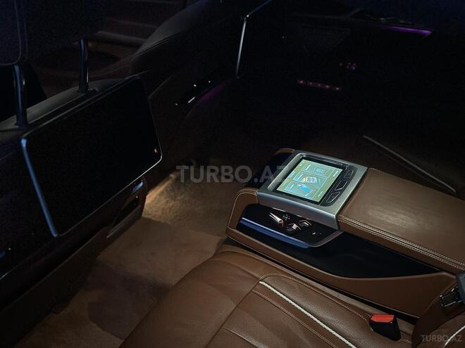 BMW 750 2016, 167,000 km - 4.4 l - Bakı