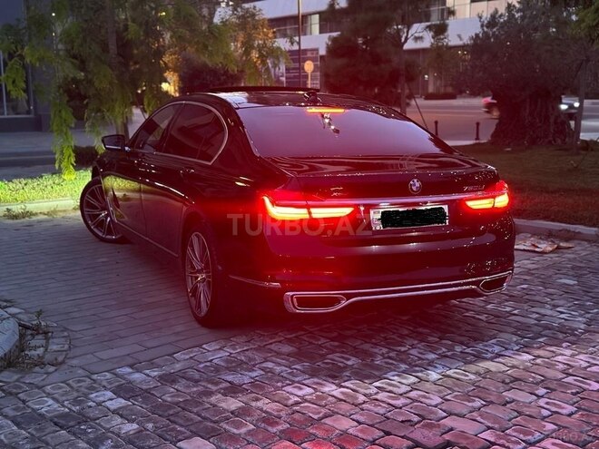 BMW 750 2016, 167,000 km - 4.4 l - Bakı