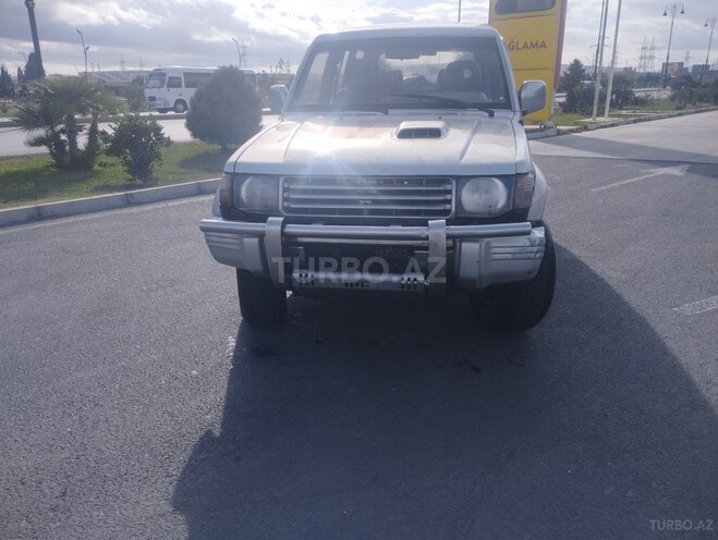 Mitsubishi Pajero 1995, 289,558 km - 2.5 l - Sumqayıt