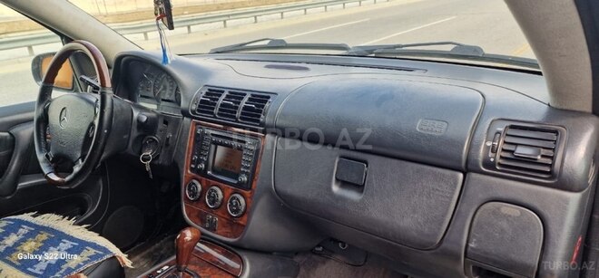 Mercedes  2003, 300,000 km - 4.0 л - Bakı