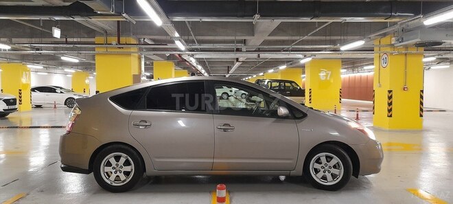 Toyota Prius 2008, 182,000 km - 1.5 l - Gəncə