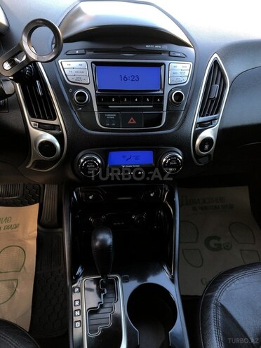Hyundai ix35 2012, 204,000 km - 2.0 л - Bakı